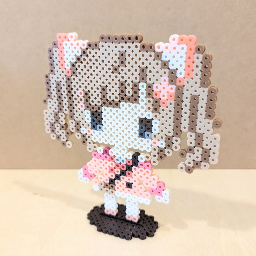 【桜川うり】アイロンビーズスタンド(ツインテール)