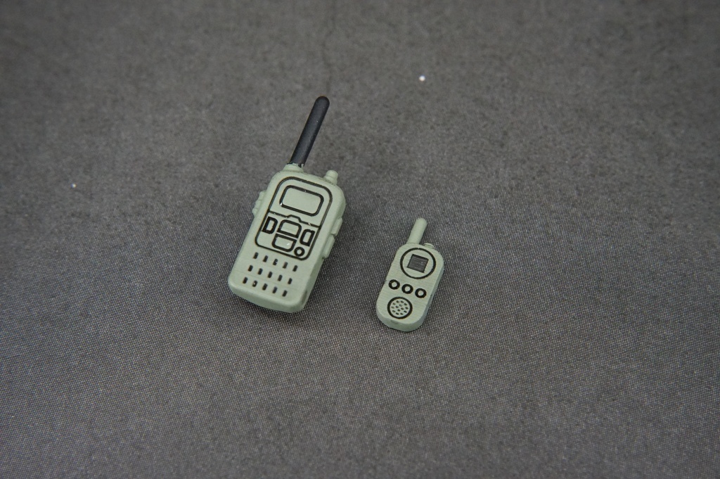 2. トランシーバー 2種類セット