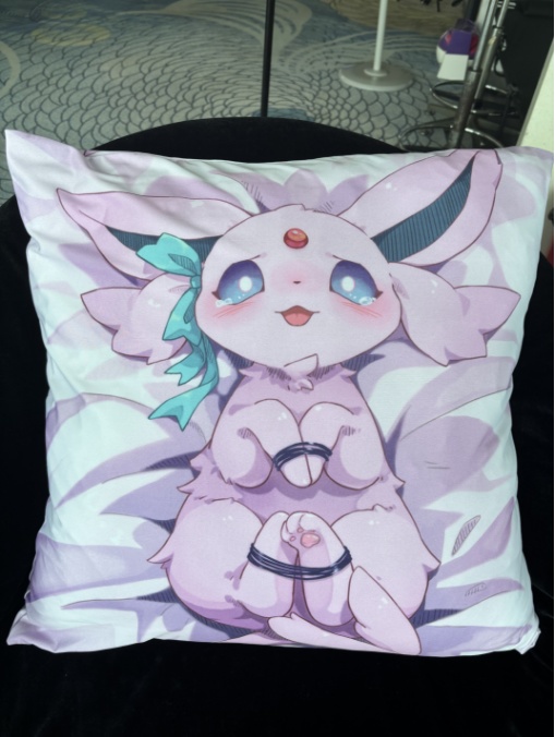 「在庫あり」60×60cm エーフィ抱き枕