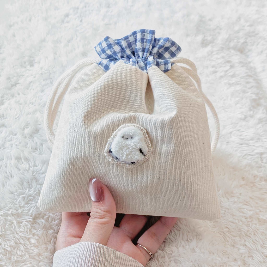 ☁️ シマエナガ 刺繍 ポーチ 🫧