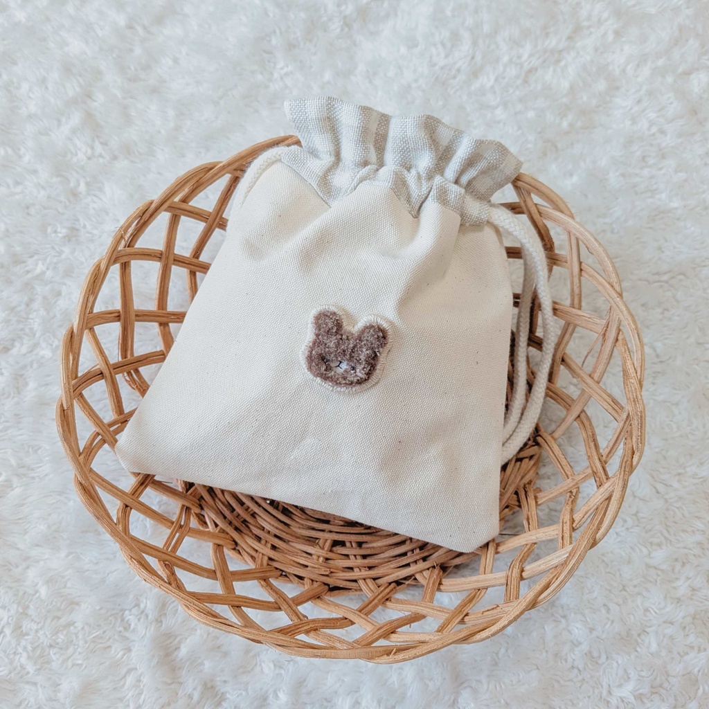 🧸 くまさん 刺繍 ポーチ 🤎