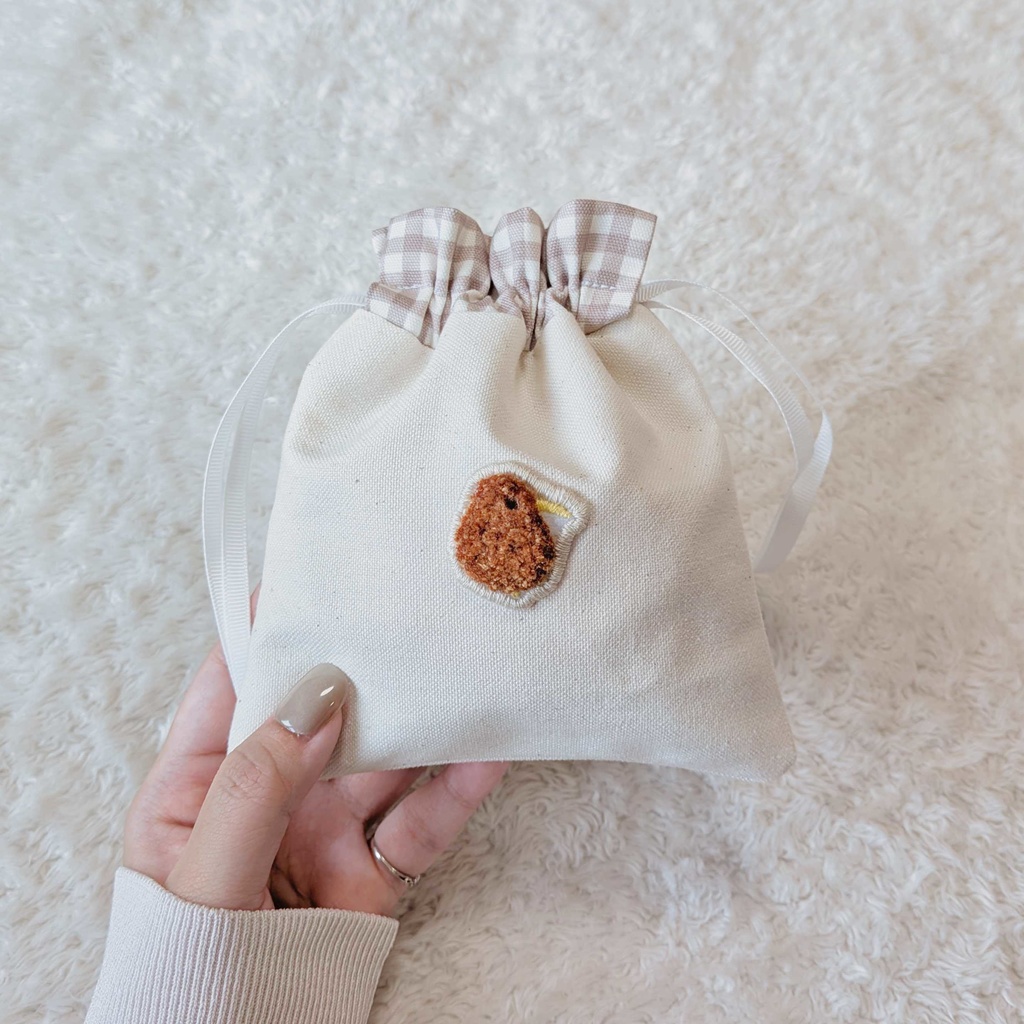 🥝 キウィ 刺繍 ポーチ 🤎