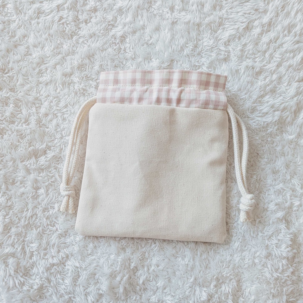 🪡 念文字を凝でみてみよう刺繍 ポーチ ☁️