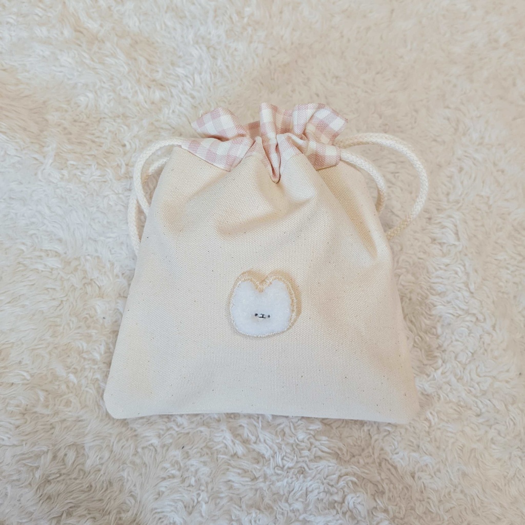 【order】白猫さん刺繍ポーチ