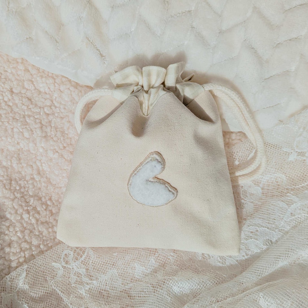 🦢 あひるさん 刺繍 ポーチ ☁️