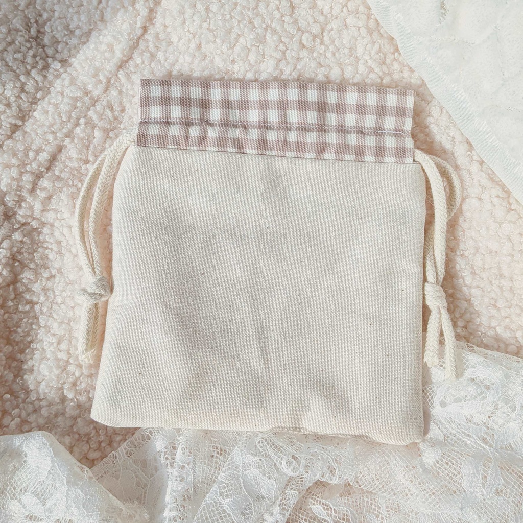 🌻 仕事に行きたくないお顔の猫さんポーチ 💛