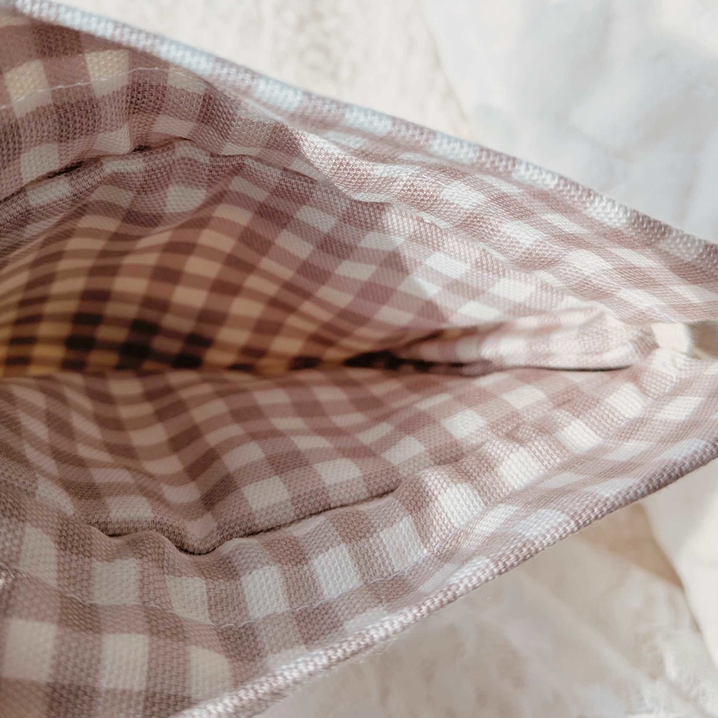 🌻 仕事に行きたくないお顔の猫さんポーチ 💛