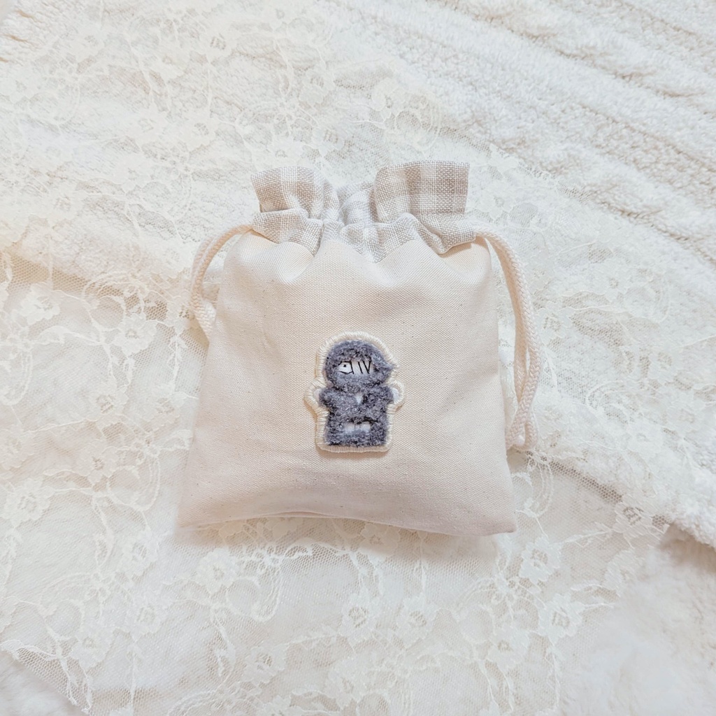 雑渡ギニョール 刺繍 ポーチ