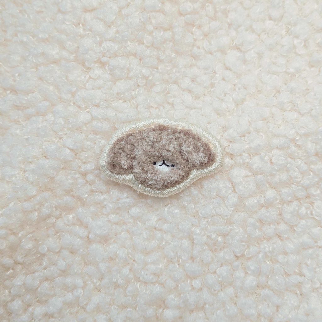 🐰 たれみみうさぎさん 刺繍 ピンバッジ 🌷