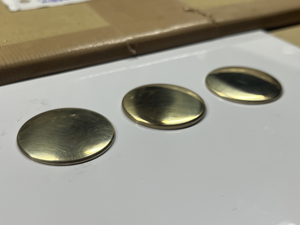 ウイの首飾り風アクセサリー