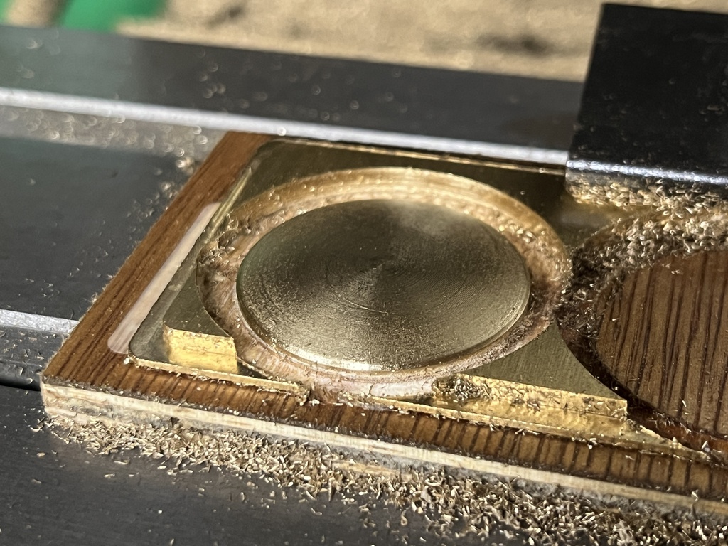 ウイの首飾り風アクセサリー