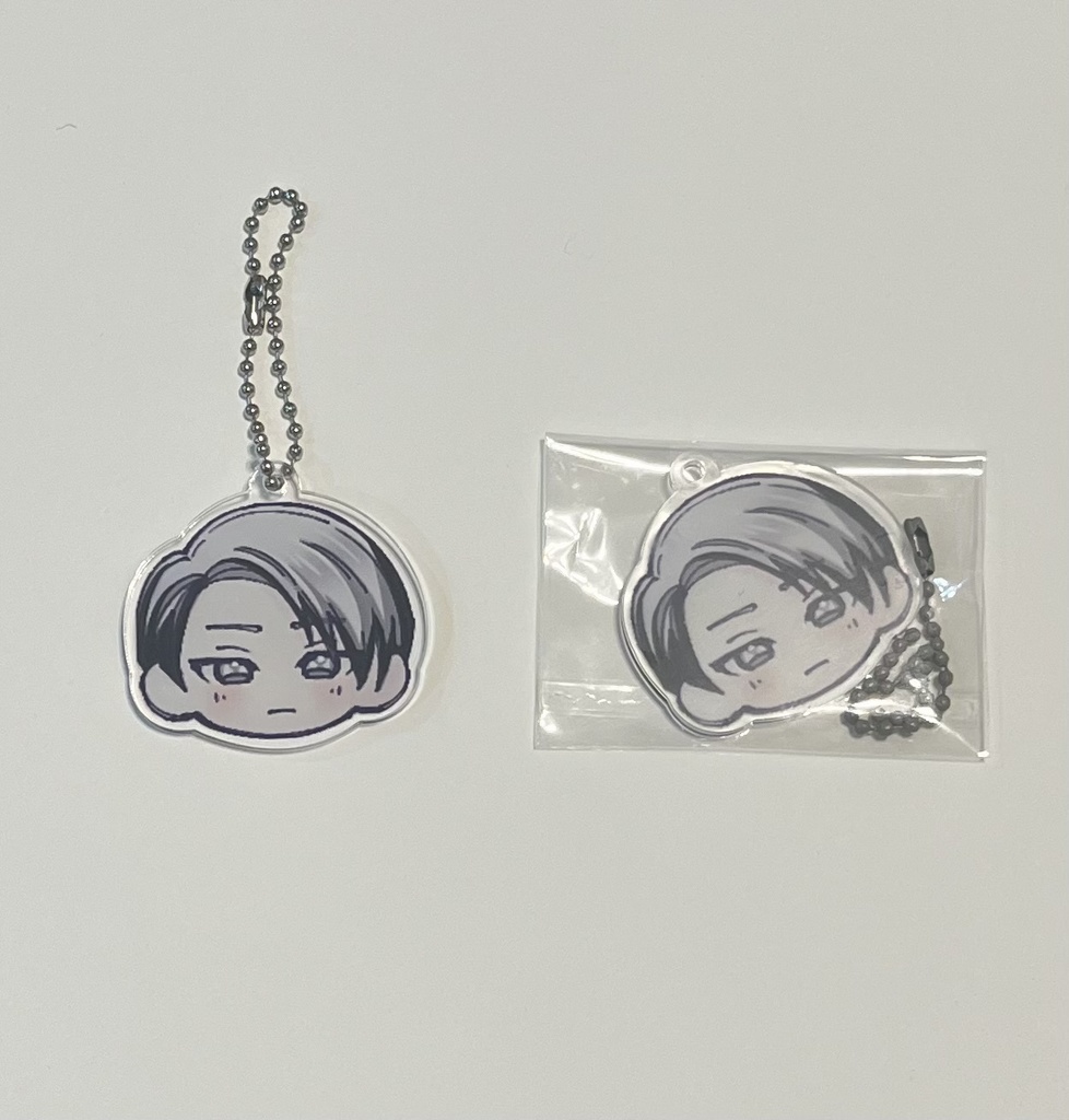 カンゴームのアクリルキーホルダー