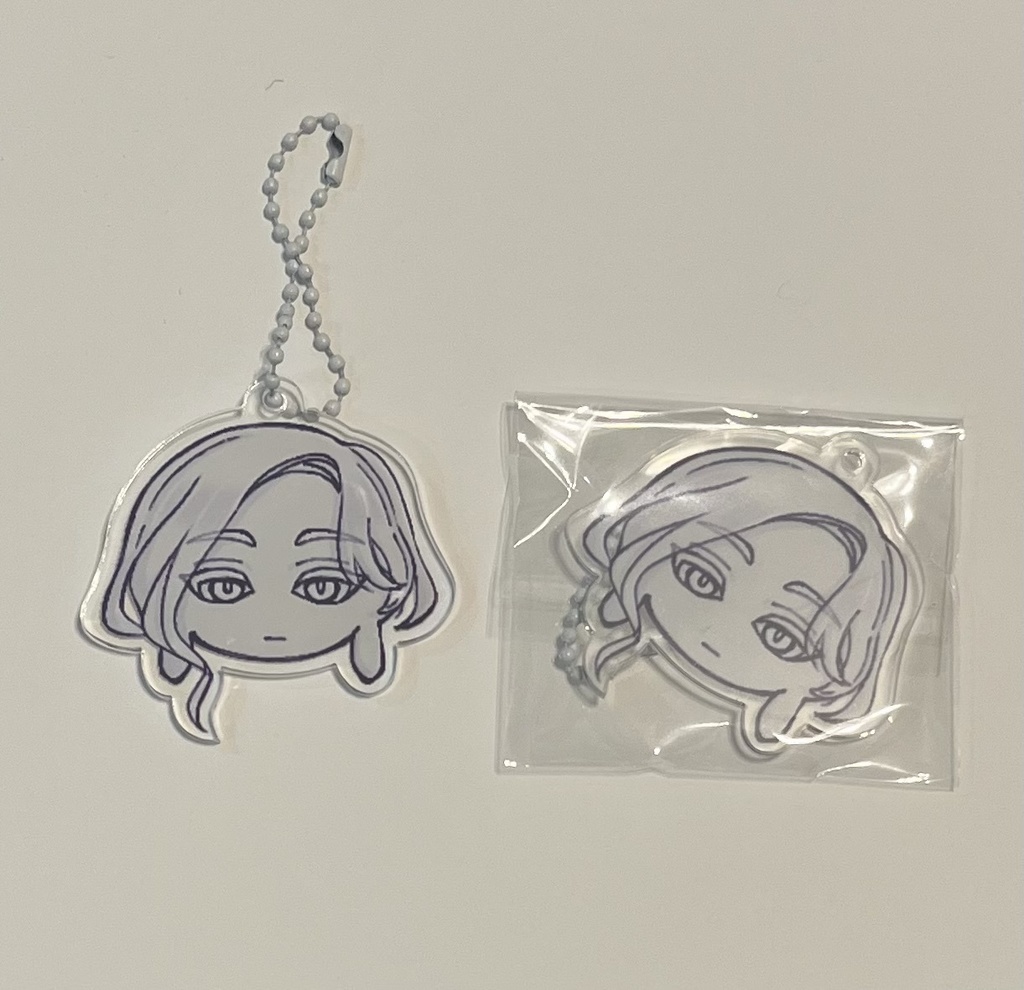 エクメアのアクリルキーホルダー