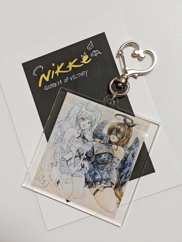 【勝利の女神:NIKKE】ブラン✕ノワール アクリルキーホルダー
