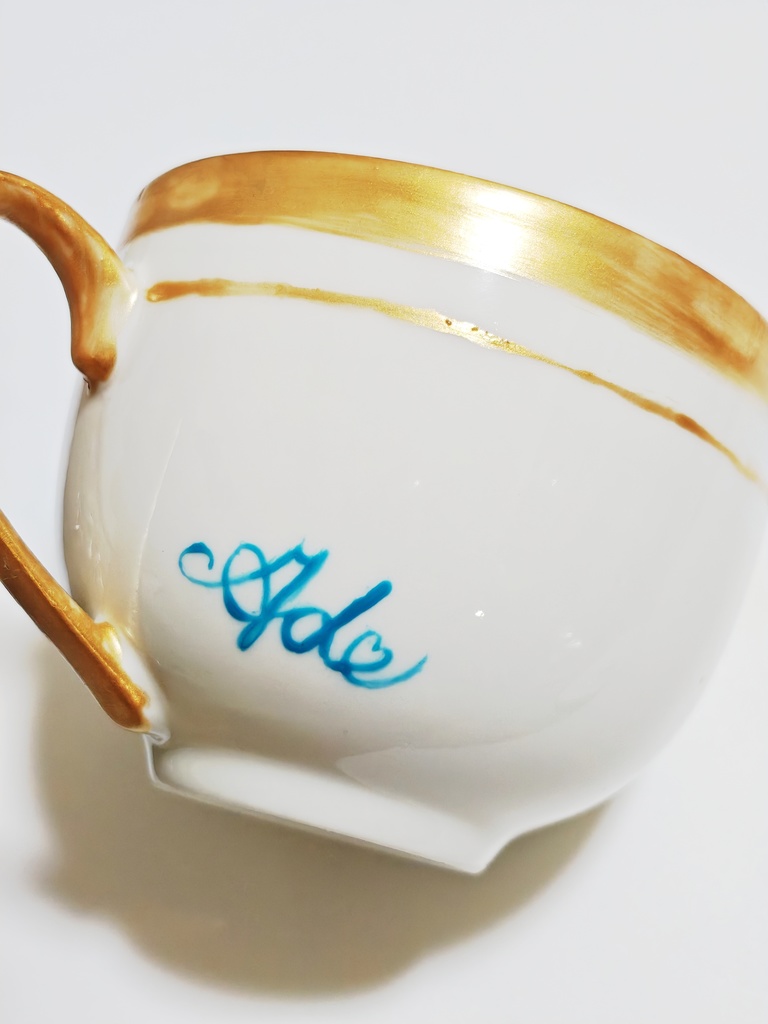 【勝利の女神:NIKKE】エードさんのティーカップ