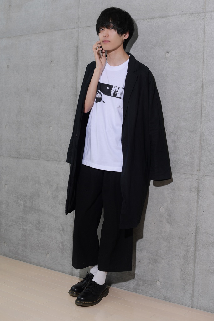 ”cigarette” design T-shirt