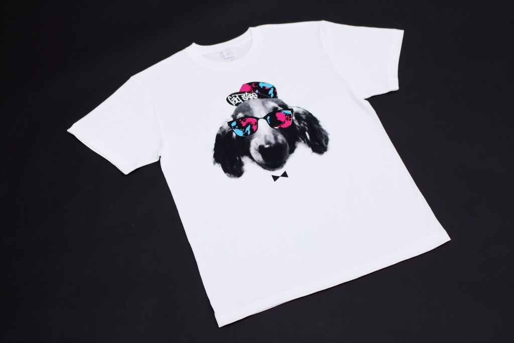 ”dog” design T-shirt