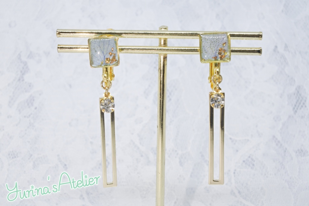 紫陽花の欠片イヤリング