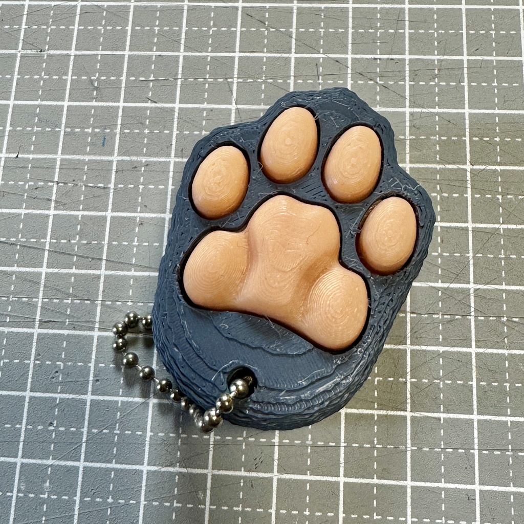 こだわりの肉球クリッカー