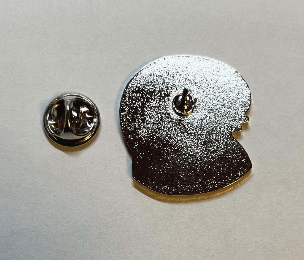 ナユタピンバッジ