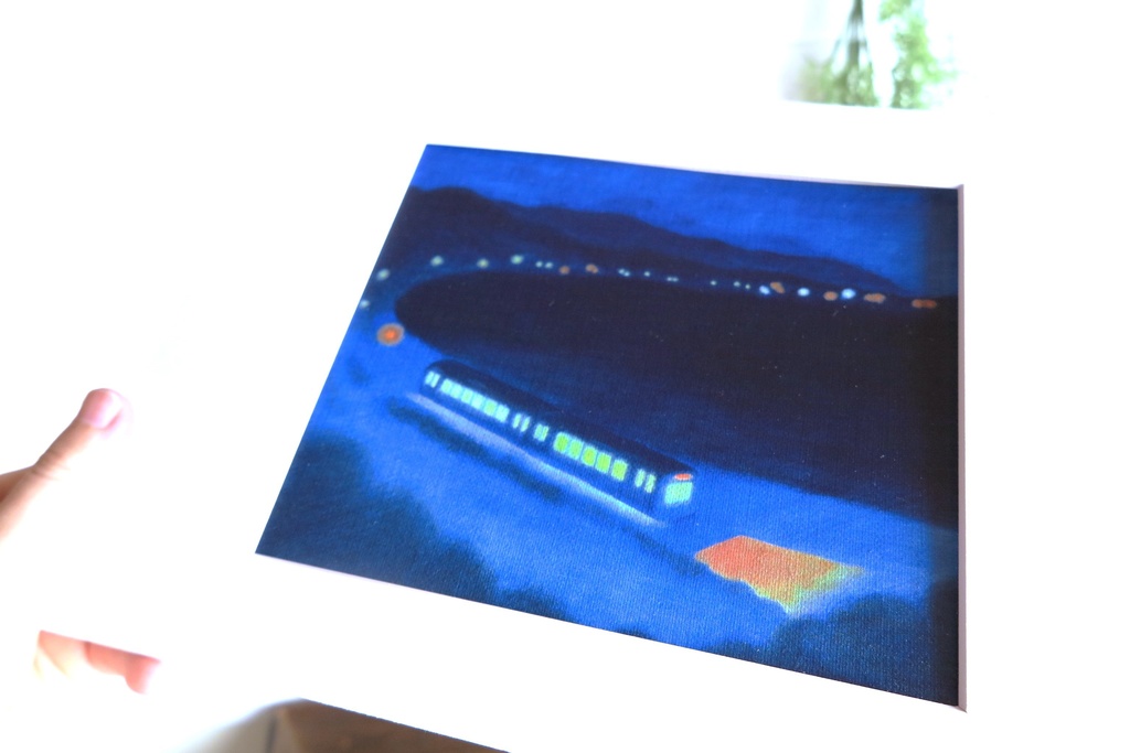 キャンバスプリント「湾岸を駆ける電車」