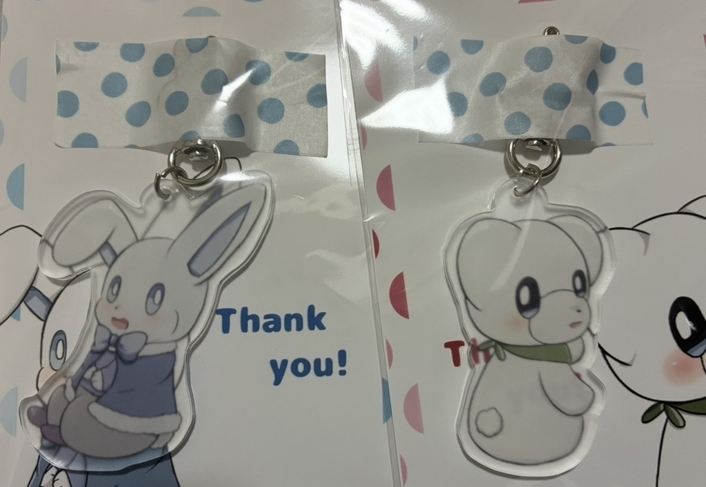 ミルク、ユキうさぎさんアクキー
