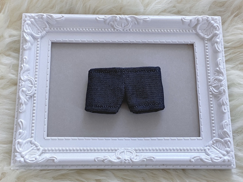 デニムパンツ