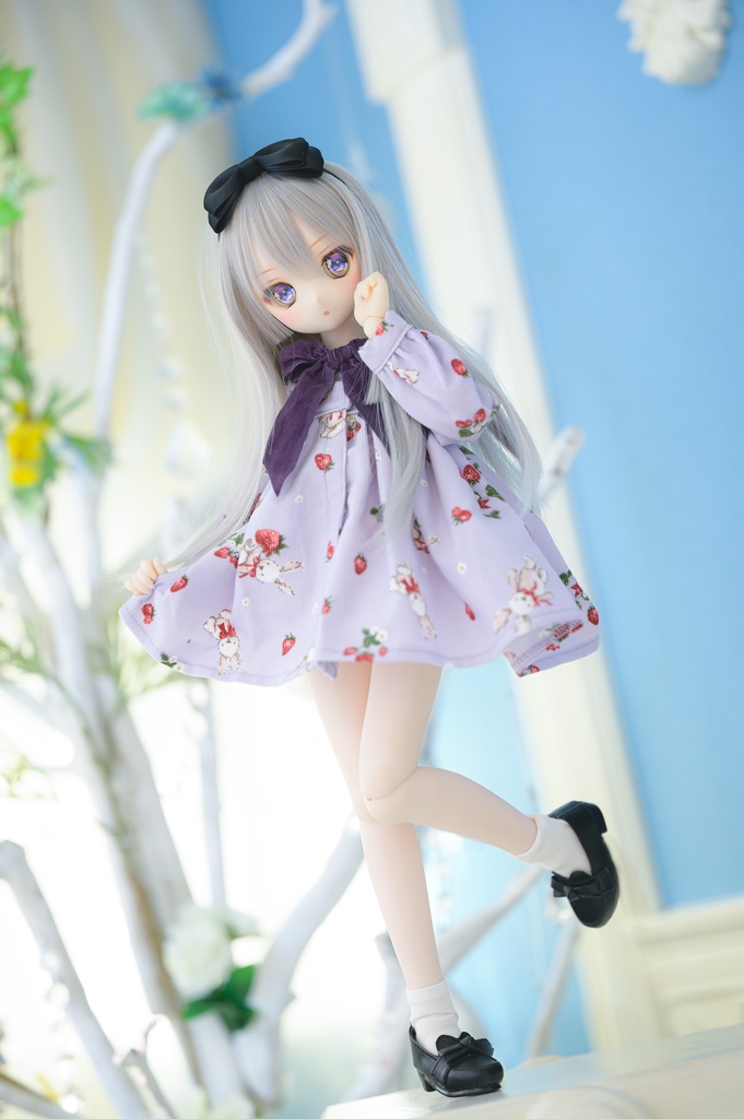 うさぎといちごのワンピース