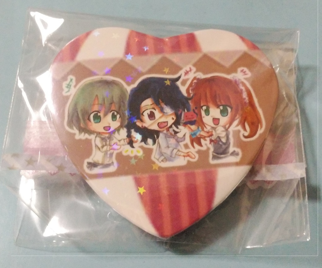 アスラン・巻緒・咲 Café Paradeハート缶バッジ