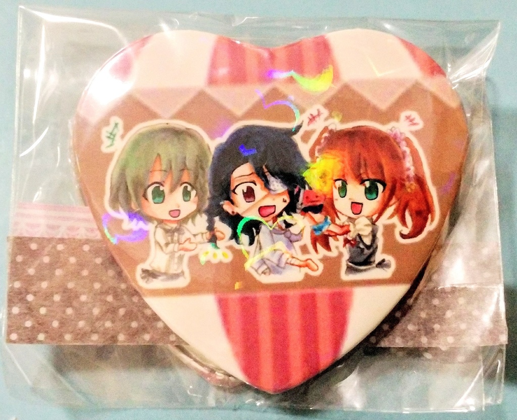 アスラン・巻緒・咲 Café Paradeハート缶バッジ