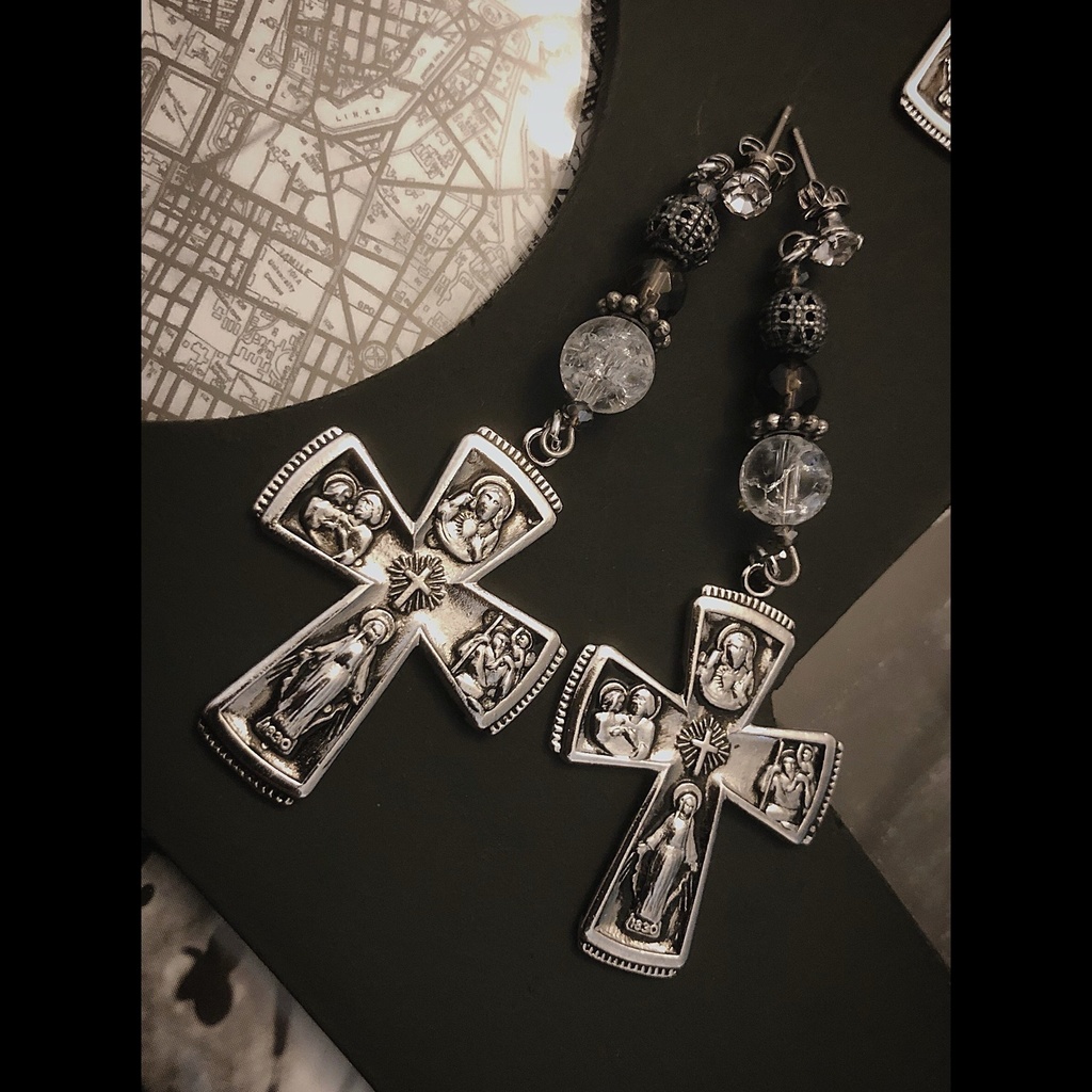 再入荷‼︎ ピアス cross