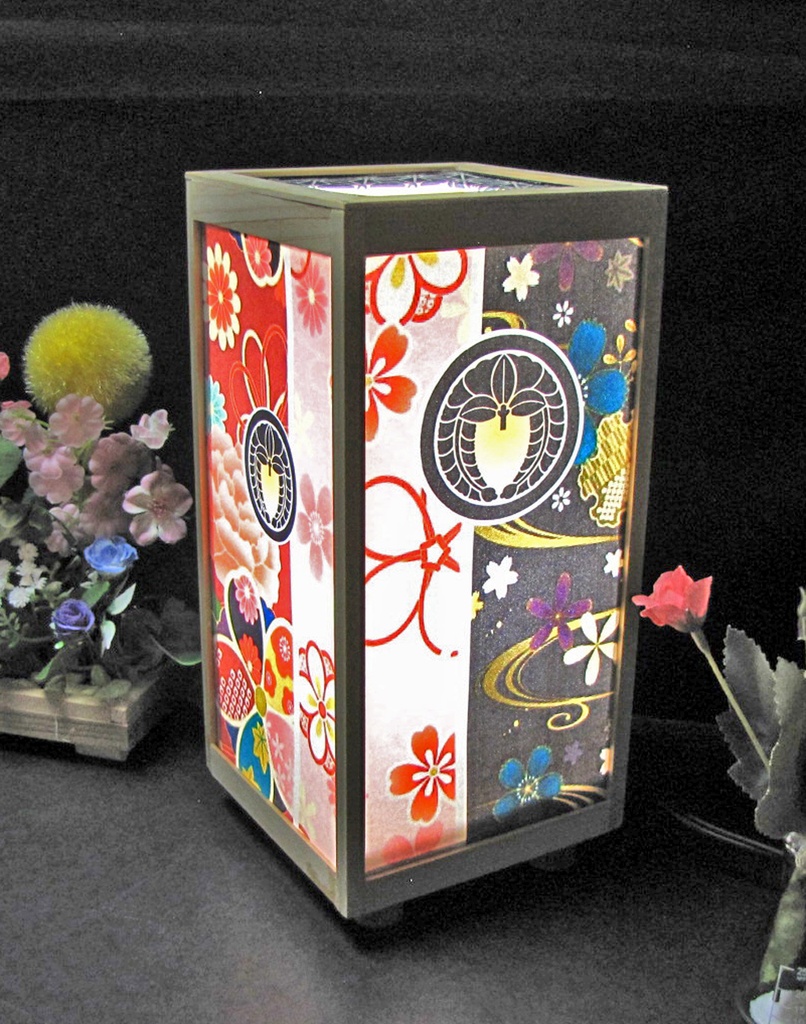 夢灯り 家紋の宿り木/丸に下り藤 LED・桧枠造り・厚上質紙張貼・軽量/01-71