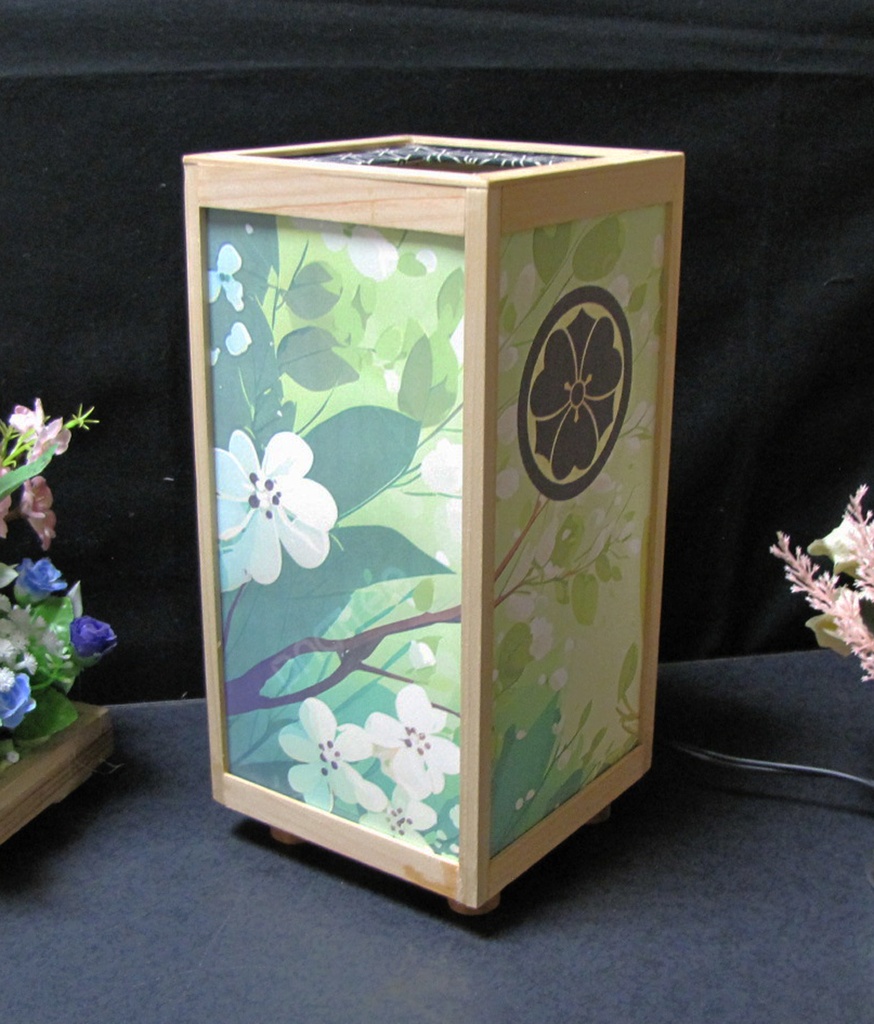 夢灯り安らぎの灯火 家紋の宿り木/丸に剣片喰 LED・桧枠造り・厚上質紙張貼・軽量/01-90