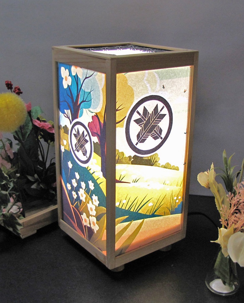 夢明り 家紋/丸に違い矢 LED・桧枠造り・厚上質紙張貼・軽量/02-39