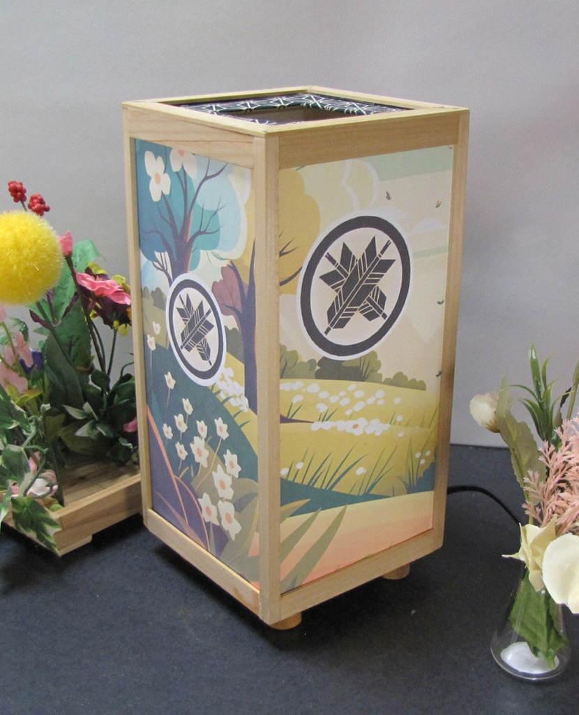 夢明り 家紋/丸に違い矢 LED・桧枠造り・厚上質紙張貼・軽量/02-39