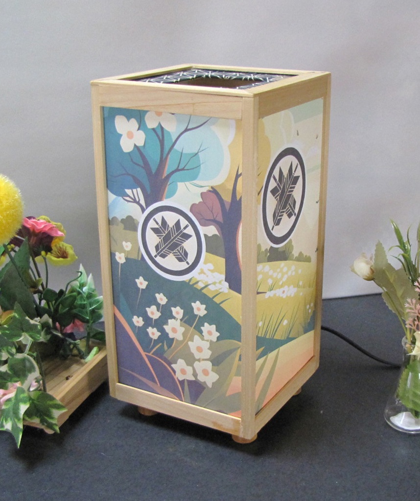 夢明り 家紋/丸に違い矢 LED・桧枠造り・厚上質紙張貼・軽量/02-39