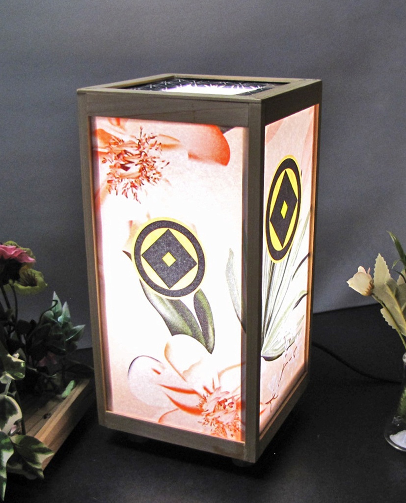 夢明り 家紋/丸に釘抜き LED・桧枠造り・厚上質紙張貼・軽量/02-46