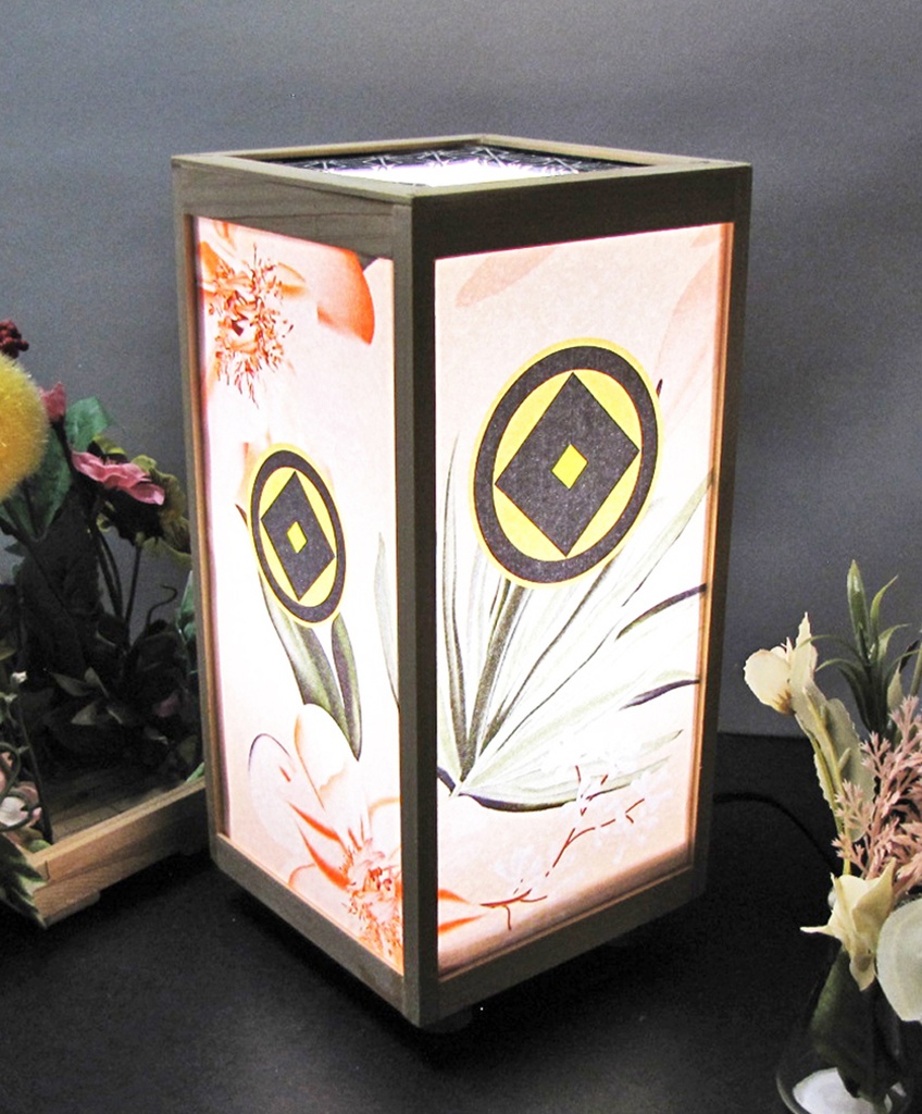 夢明り 家紋/丸に釘抜き LED・桧枠造り・厚上質紙張貼・軽量/02-46