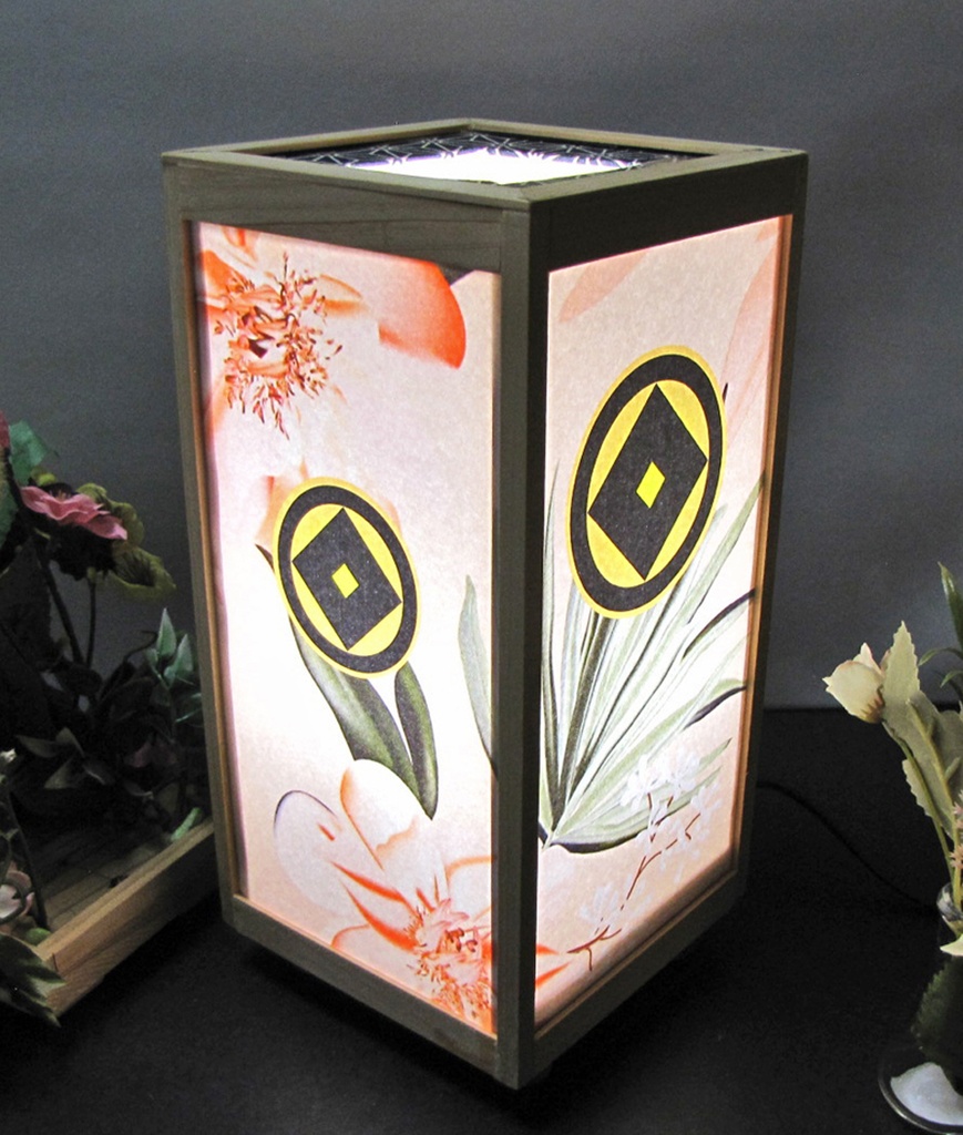 夢明り 家紋/丸に釘抜き LED・桧枠造り・厚上質紙張貼・軽量/02-46