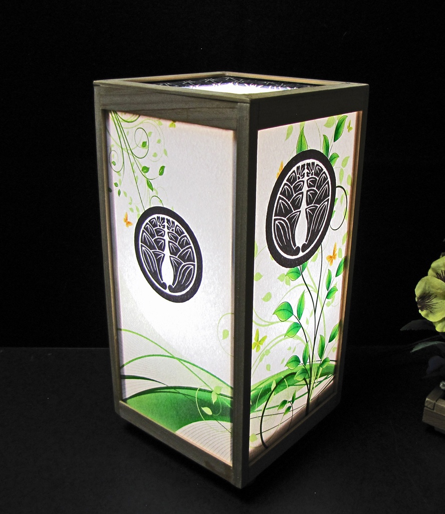 夢明かり 家紋の宿り木/丸に抱き冥加 LED・桧枠造り・厚上質紙張貼・軽量/01-08