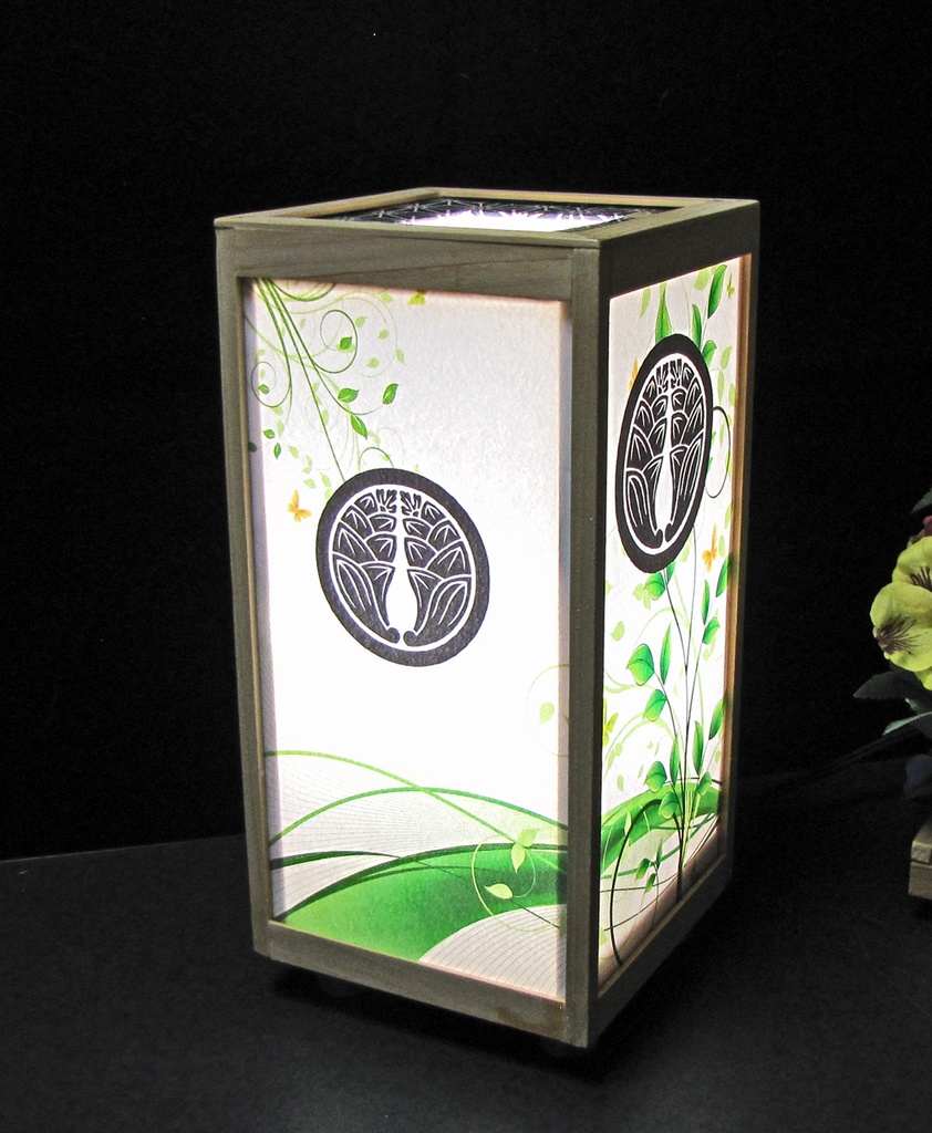 夢明かり 家紋の宿り木/丸に抱き冥加 LED・桧枠造り・厚上質紙張貼・軽量/01-08