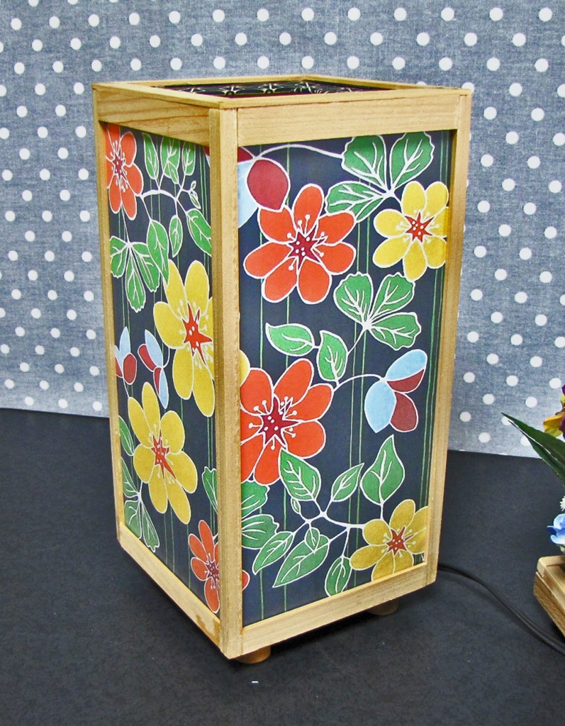 夢明かり 華燭の宿り木/夜宴に咲く花  LED・桧枠造り・厚紙張貼・軽量/5-105