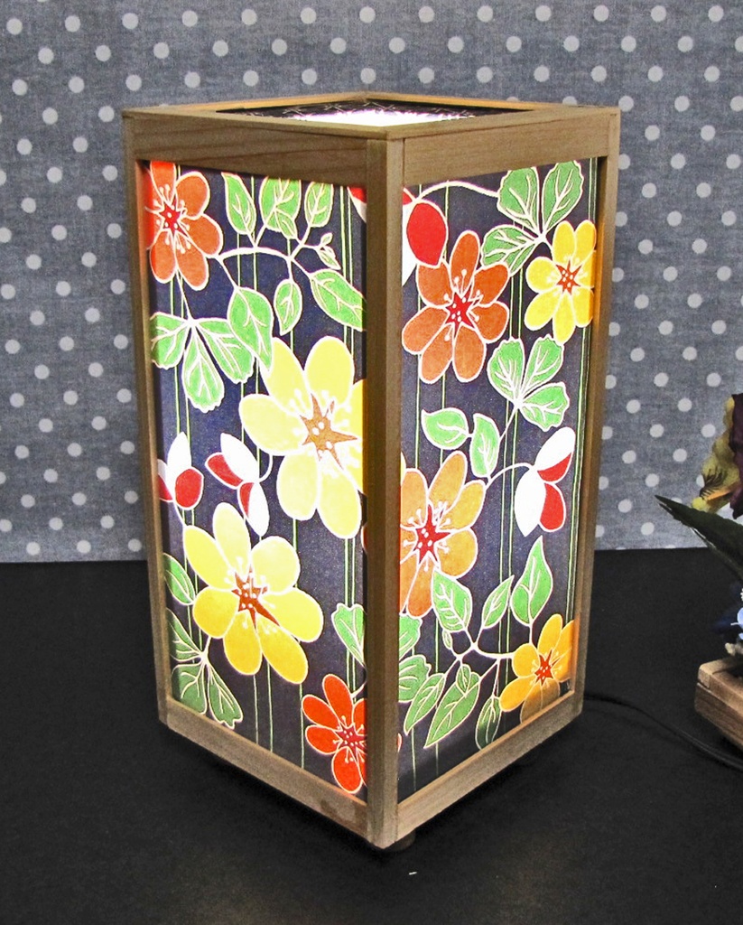 夢明かり 華燭の宿り木/夜宴に咲く花  LED・桧枠造り・厚紙張貼・軽量/5-105