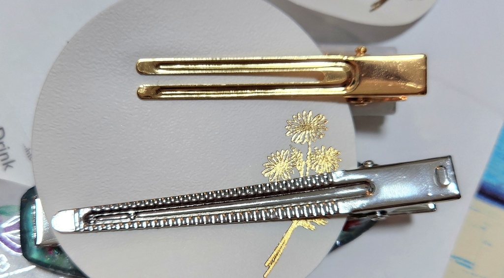 ドライフラワーのヘアクリップ