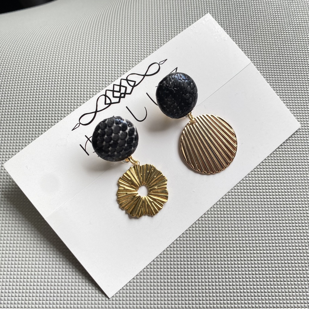 【刀剣乱舞】同田貫正国イメージアクセサリー【イヤリング・ピアス】