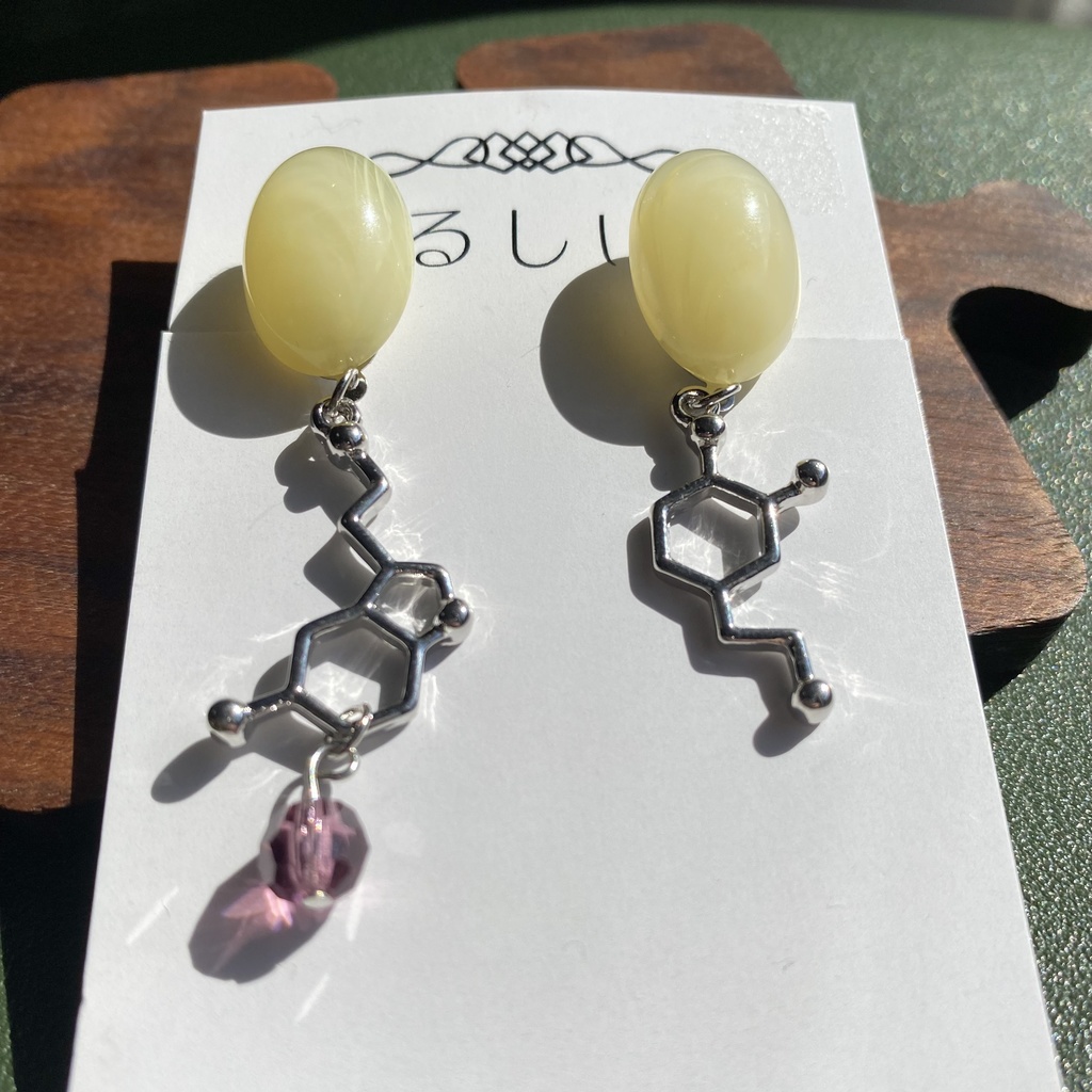 【ツイステ】サイエンス部(クラブウェア)イメージアクセサリー【イヤリング・ピアス】