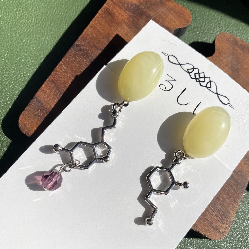 【ツイステ】サイエンス部(クラブウェア)イメージアクセサリー【イヤリング・ピアス】