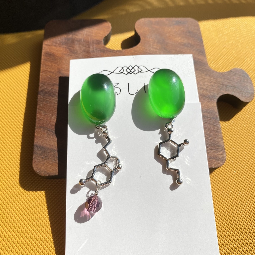 【ツイステ】サイエンス部(クラブウェア)イメージアクセサリー【イヤリング・ピアス】