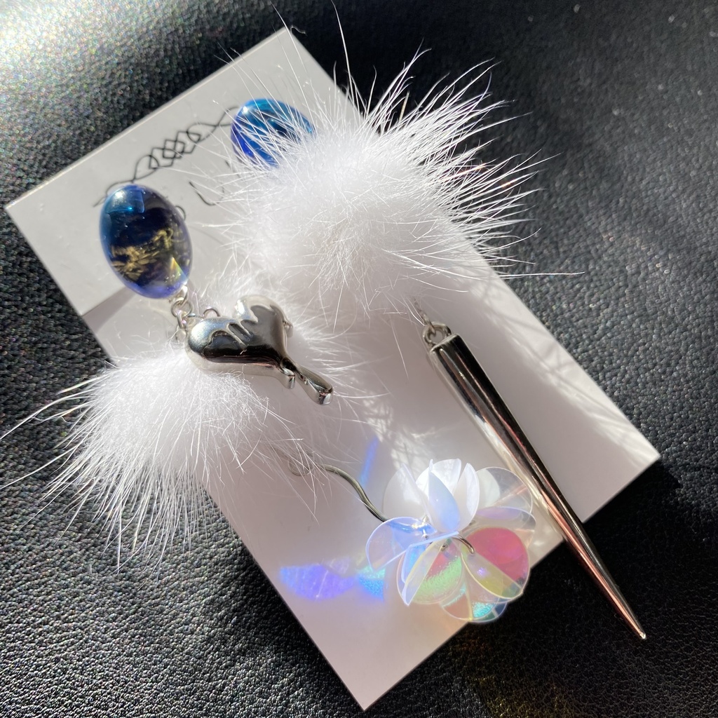 【ツイステ】シュラウド兄弟イメージアクセサリー 【イヤリング・ピアス】