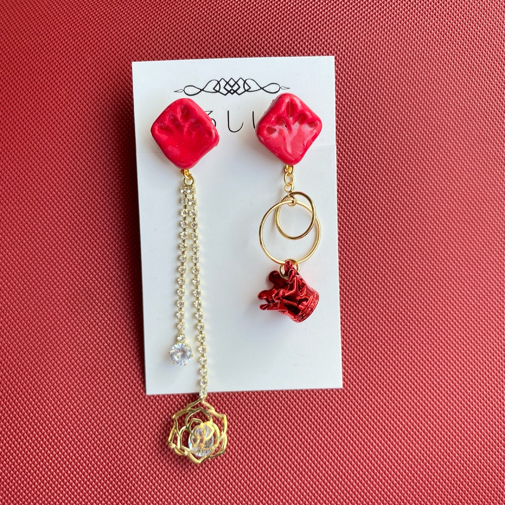 【ツイステ】ハーツラビュル寮イメージアクセサリー 【イヤリング・ピアス】